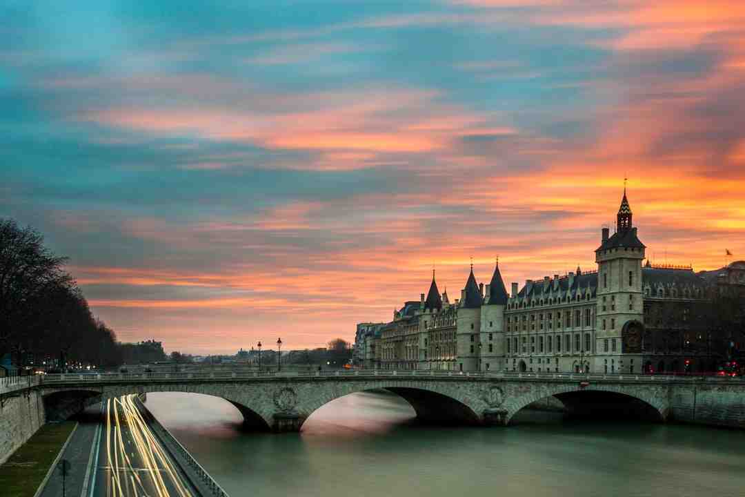 Quel humoriste aller voir à Paris ?