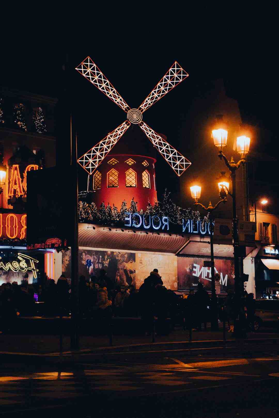 Comment s'habiller pour aller au restaurant avec des amis ?