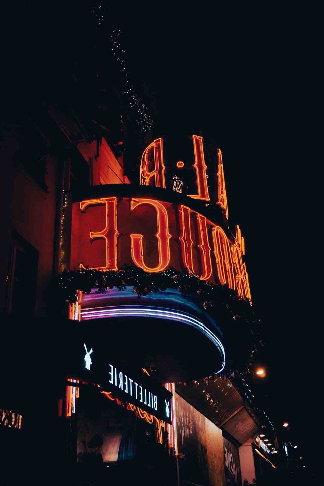 Où a lieu le plus grand cabaret du monde ?