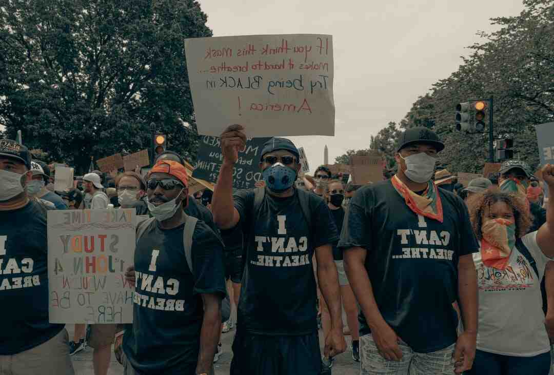 Quels sont les humoristes actuels ?