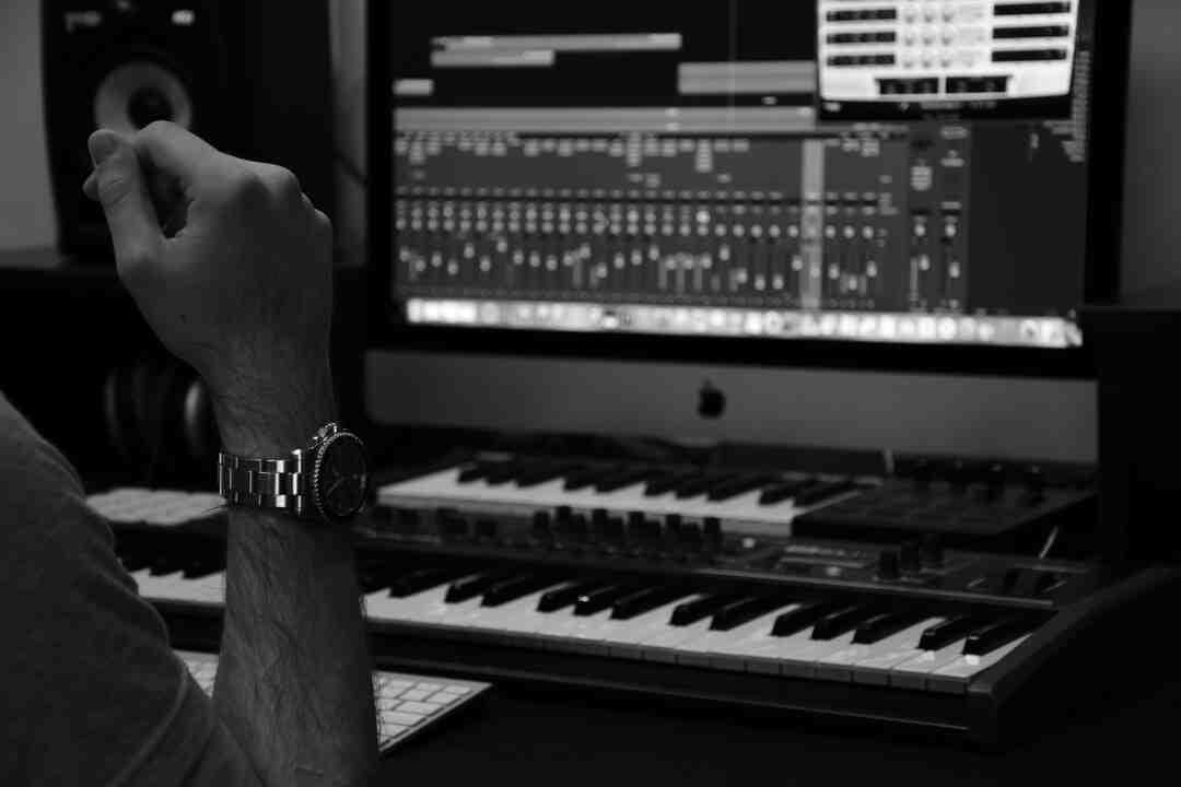 Comment se faire remarquer par un producteur de musique ?