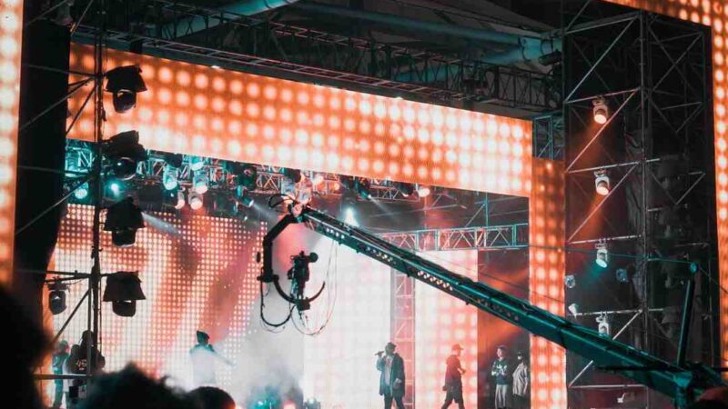 Qui a inventé le one man show ?